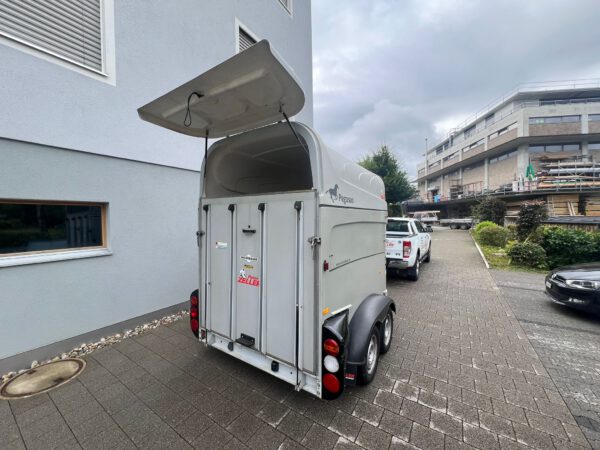 2er Pferdeanhänger Humbaur Pegasus – Bild 6
